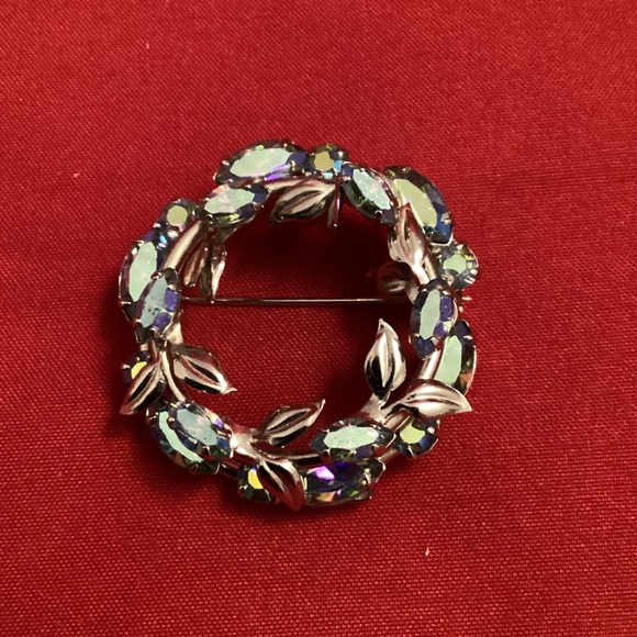 Jay Kel Original Aurora Borealis Rhinestones brooch - Picture 3 of 6